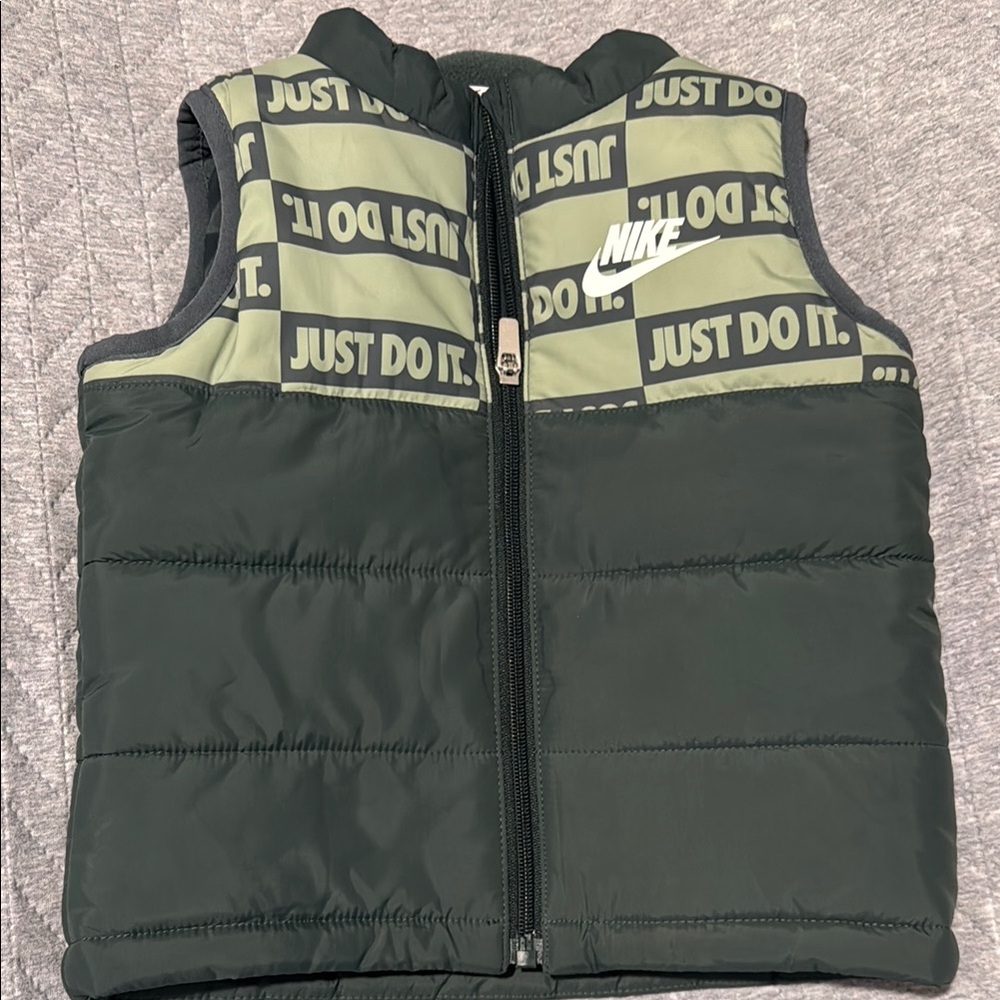 Nike Dark Green Puffer Vest